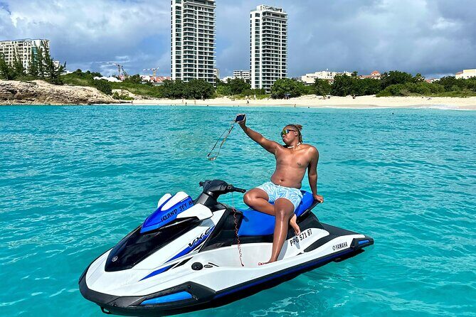 2 Hours Private Jet Ski Tour in Saint Martin with free passenger - Marigot Bay and Fort Louis: shifting from beaches to coastline views
