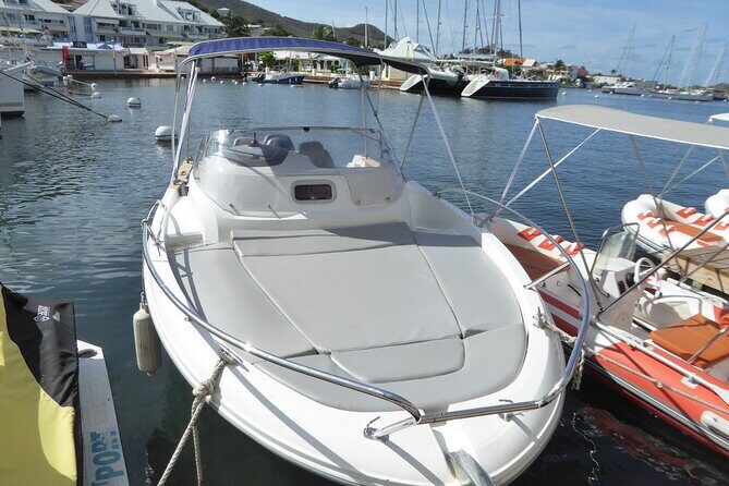 Boat rental To go by yourself CAP CAMARAT - Half-day (4 hours) vs full-day (8 hours): how to choose