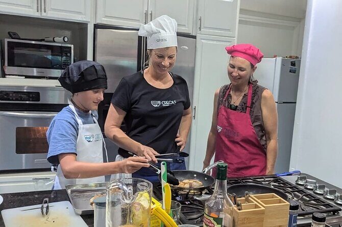 Caribbean Sip'n'Cook Cooking Class in Sint Maarten - Caribbean Sip’n’Cook at Creole Culinary Classroom: what the experience feels like