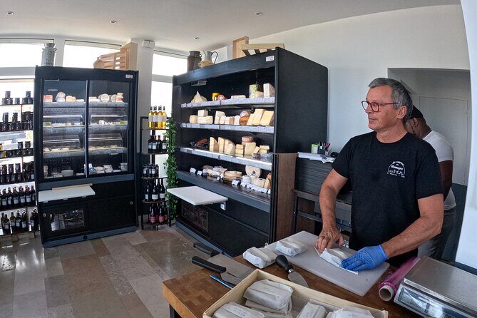 Cheese and Wine Tasting Platter in Saint Martin - How the digital guide helps you taste smarter (not harder)