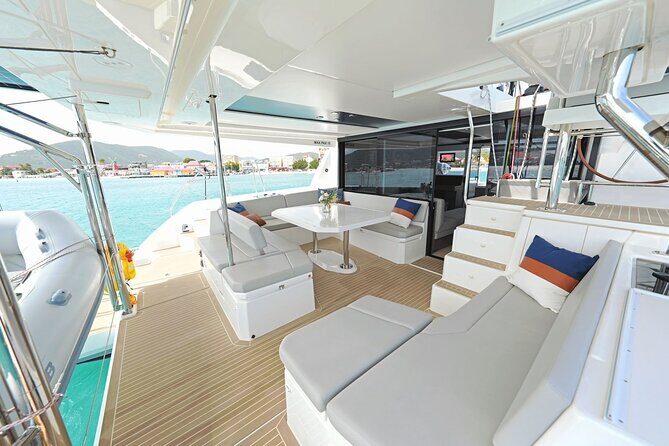 Don't Worry - Private Half Day Catamaran Cruise in St Maarten - Little Bay Snorkeling: Underwater Statues, Submarine, and Helicopter