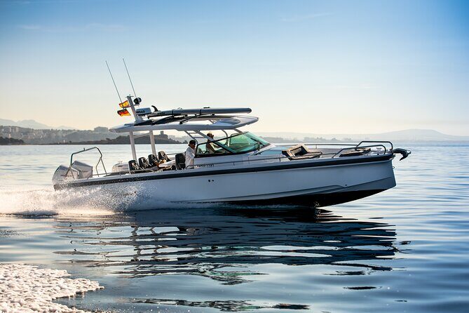 Full-Day Private Luxury Yacht Tour in Anguilla - Sandy Island: The Fun First Stop and Its Island-Top Restaurant Feel