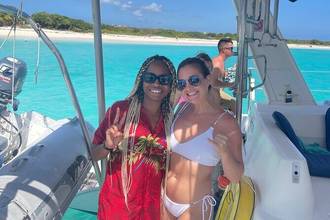 Hakuna Matata - St Maarten Catamaran day cruise - Mullet Bay: Where People Tend to Want to Spend Real Time in the Water