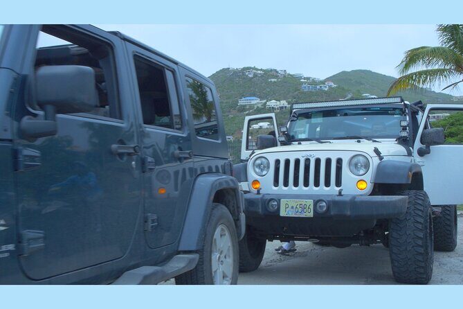 Jeep Wrangler island Tour - Entering the island via a Jeep Wrangler caravan