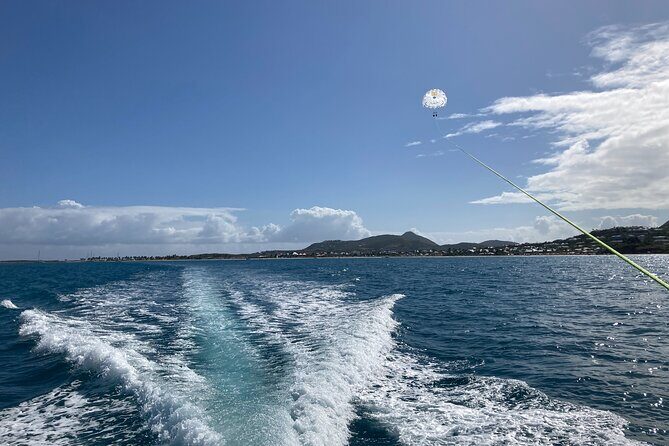 Parasailing Orient Bay Beach Sint Maarten - Orient Bay from above: why the views are the real product