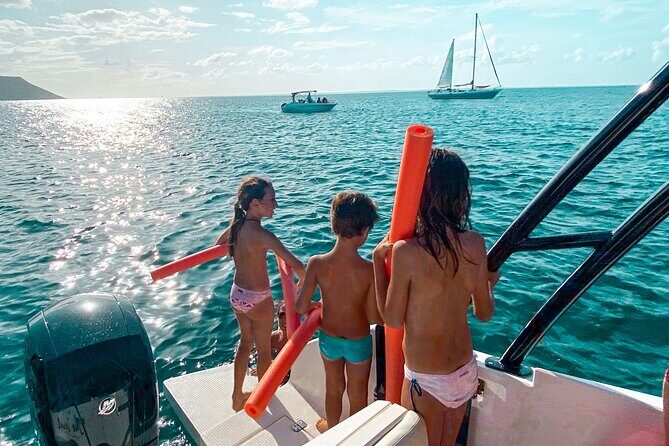 Private Full-Day Speed Boat Tour of St. Martin with Luxury Lunch - Happy Bay floating mattress: the break you’ll be glad you scheduled