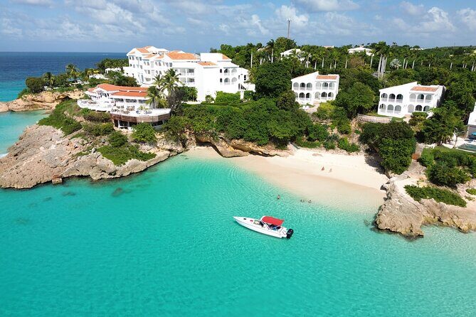 Private Speed Boat Charter to Anguilla - What’s included on board (and what you pay separately)