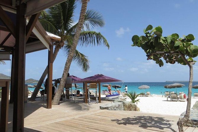 St. Maarten 4 Hour Sightseeing Tour - Stop 3: Marigot on the French side for pastries and souvenirs