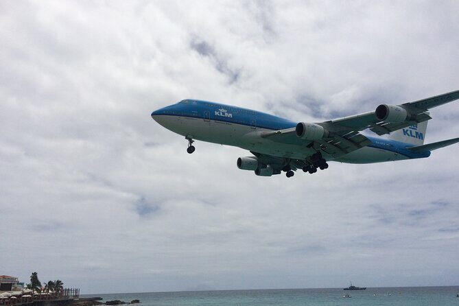 St.Maarten Beach Hopping Tour - Border Monument: the quick lesson stop that makes the island click
