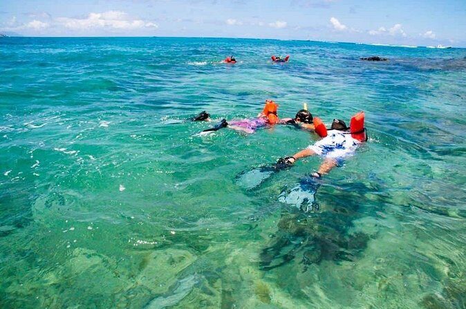 St Maarten Boat Tour with Lunch, Drinks, & Snorkeling Gear - The Included Lunch and Drinks (On a Boat, Not After)
