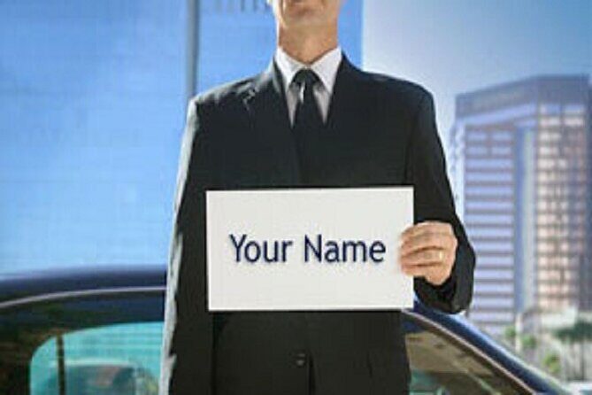 St. Maarten Private RED CARPET Airport pick up and transfers - Your Driver, Your Bag, Your Schedule: How the Pickup Works