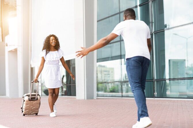St. Maarten Private RED CARPET Airport pick up and transfers - Price and Value at $40 Per Person: When It’s Worth It