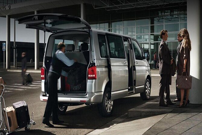 St. Maarten Private RED CARPET Airport pick up and transfers - Should You Book This St. Maarten Airport Transfer?