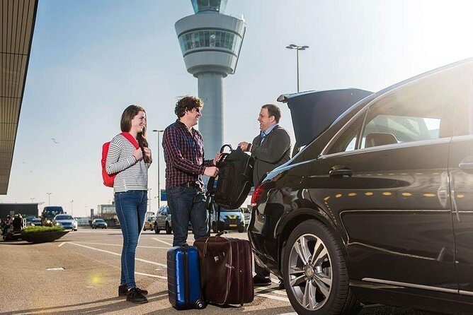 St. Maarten V.I.P Airport pick up and taxi services - Who this transfer is best for in St. Maarten