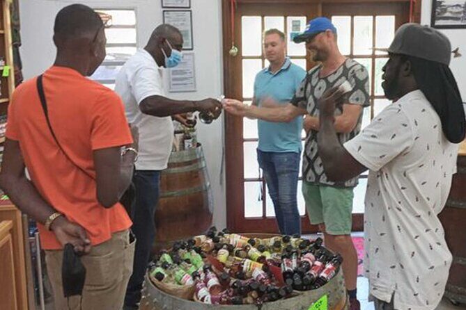 St.Martin - St.Maarten: Small Group, Culinary Food Tour - Dutch cheese and wine: tasting your way through the island split