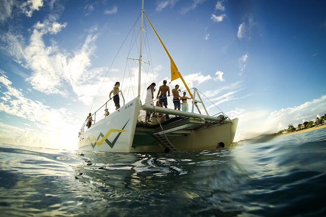 Tango Caribbean Dinner Cruise - Open Bar, Snacks, and the Pre-Dinner Hour