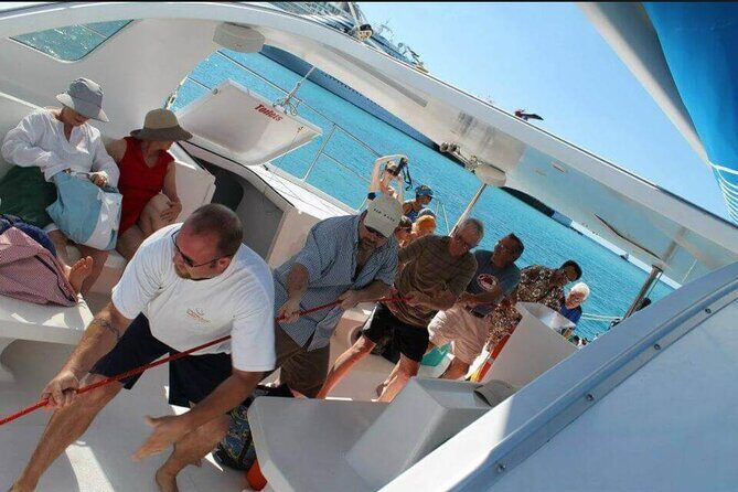 Tropical Catamaran Snorkeling & Sailing - The 6-Hour Flow: How the Day Gets Moving
